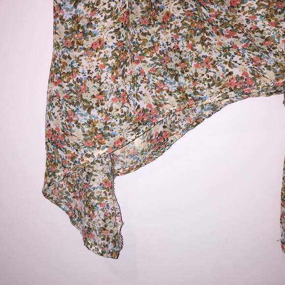 Costa Blanca Sleeveless Top - Picture 5 of 5